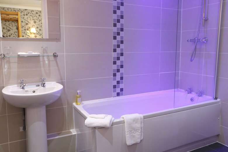 Best Western Burnley North Oaks Hotel