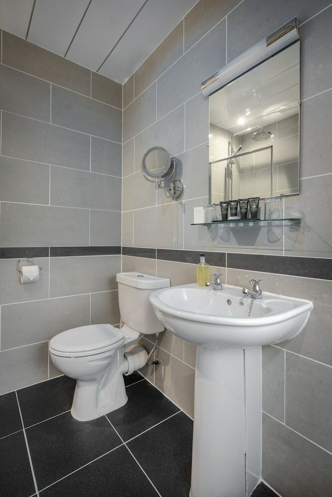 Best Western Burnley North Oaks Hotel