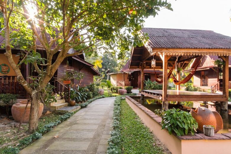 Hotel Leeloo Paradise Resort
