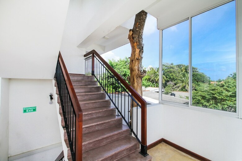 Hotel Oyo 286 Arken Lanka