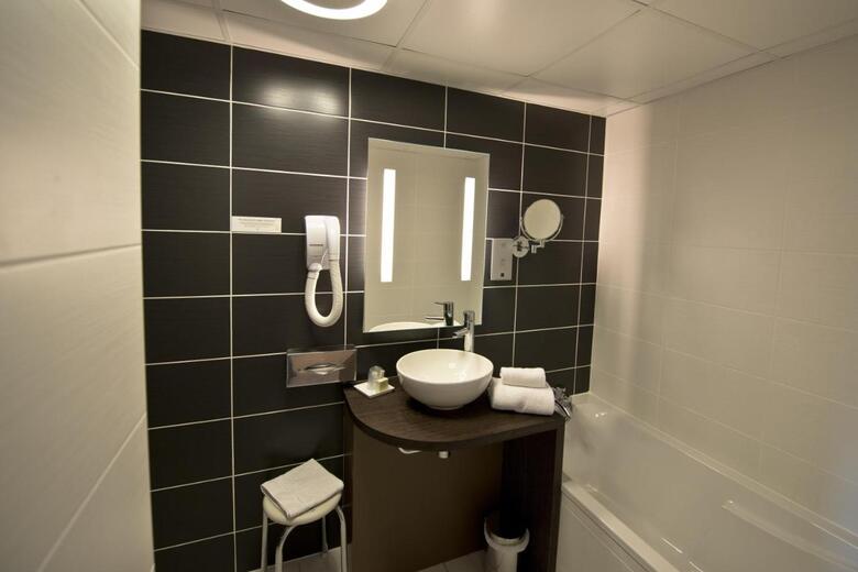 Hotel H�tel Victor Hugo & Spa