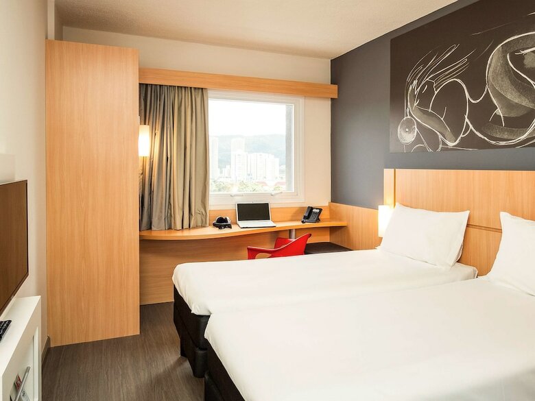 Hotel Ibis Paris Meudon Velizy