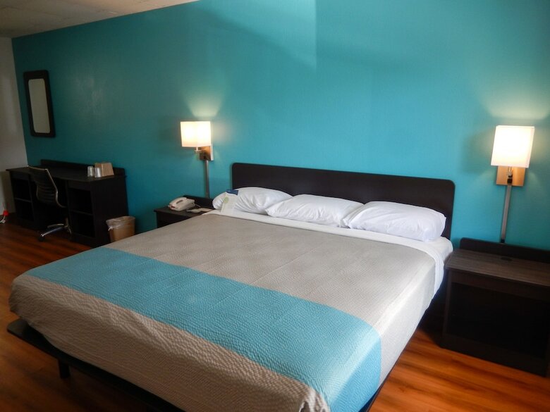 Motel 6 Elmsford, Ny - White Plains