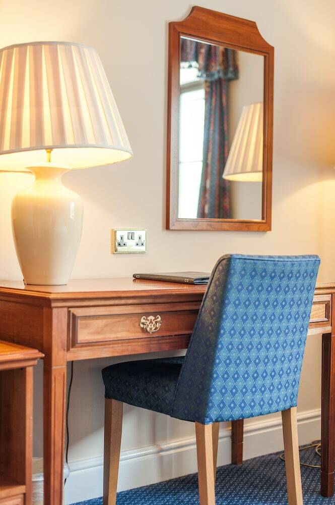 Woodbury Park Hotel And Golf Club