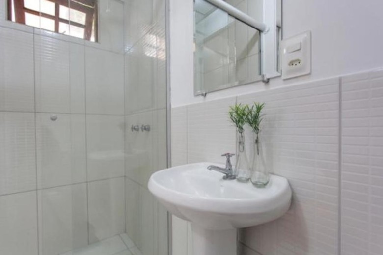 Hostal Viva Club Suites