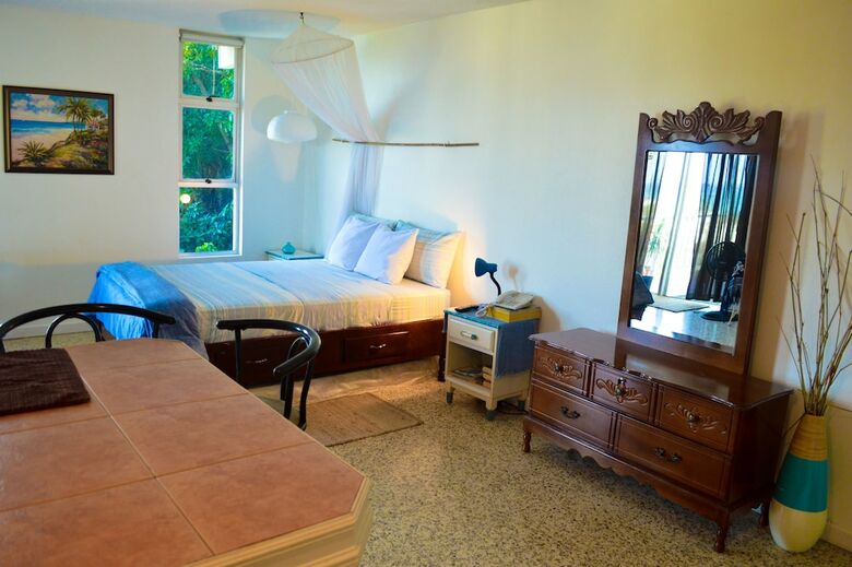 Aparthotel Moonlight Beach Studio At Montego Bay Club Resort