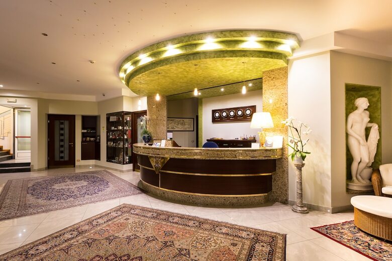 Hotel Mediterranee Family & Spa Hotel
