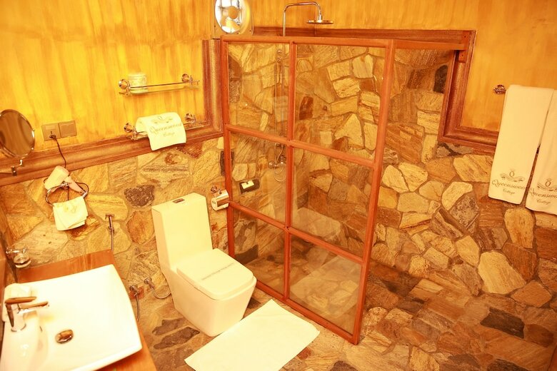 Hotel Queenswood Cottage