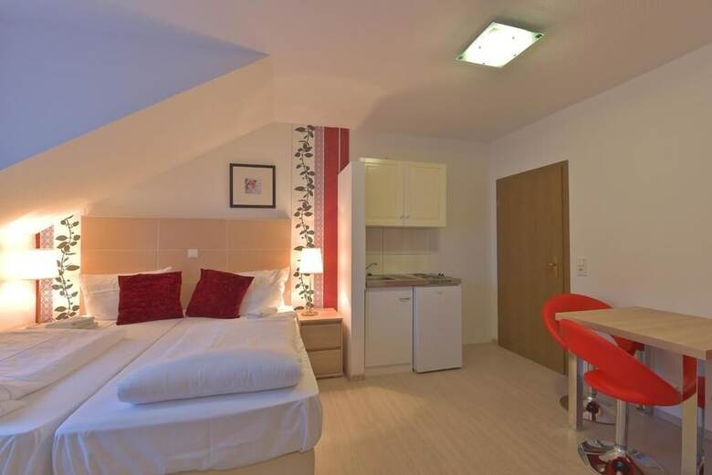 Pension Hotel Alt-finthen