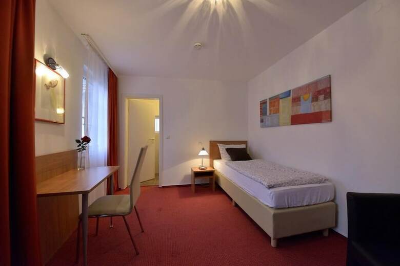 Pension Hotel Alt-finthen