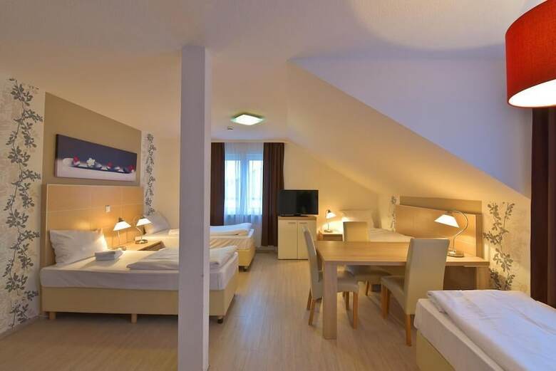 Pension Hotel Alt-finthen