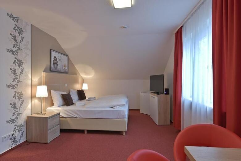 Pension Hotel Alt-finthen