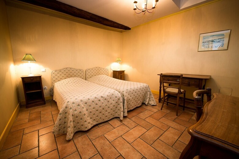 Hotel H�tel de La Halle