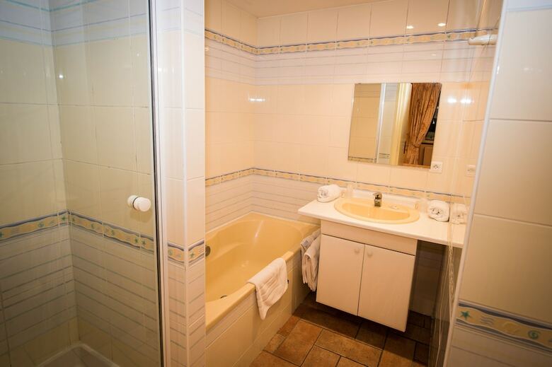 Hotel H�tel de La Halle