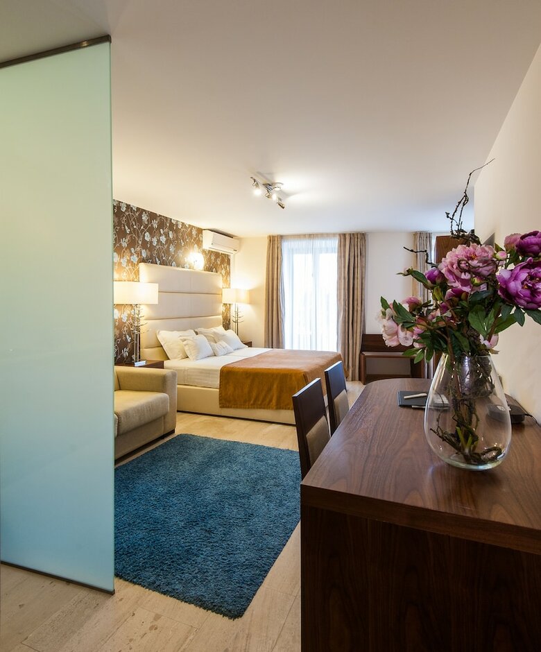 Aparthotel Flores Boutique Hotel & Spa