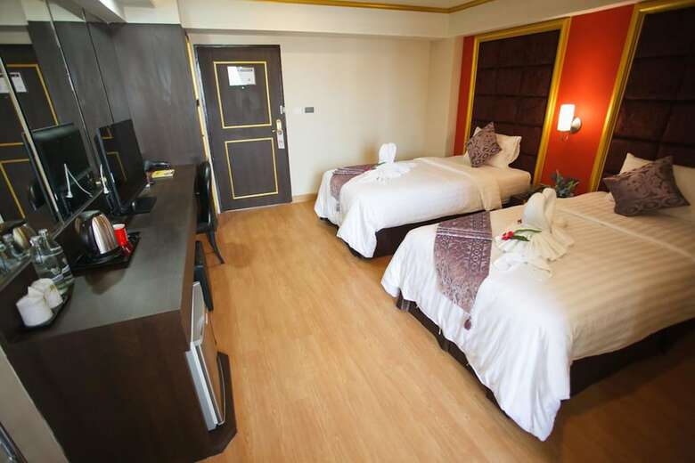 Grand Pink Hotel Hat Yai