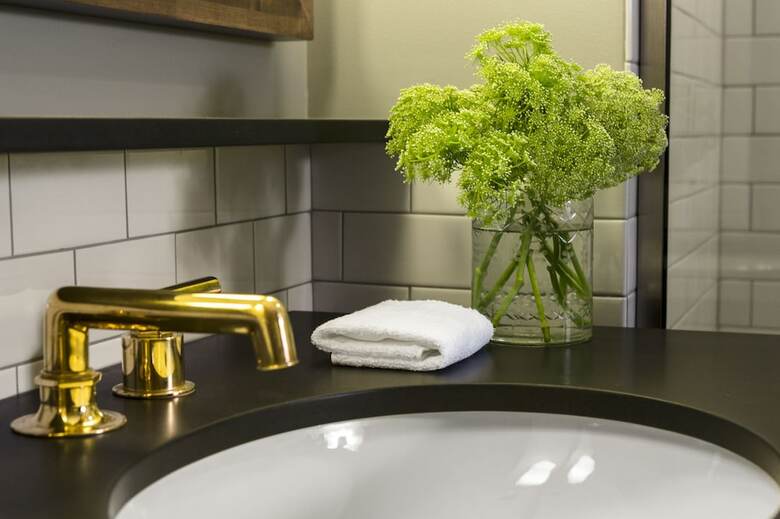 Kimpton Journeyman Hotel
