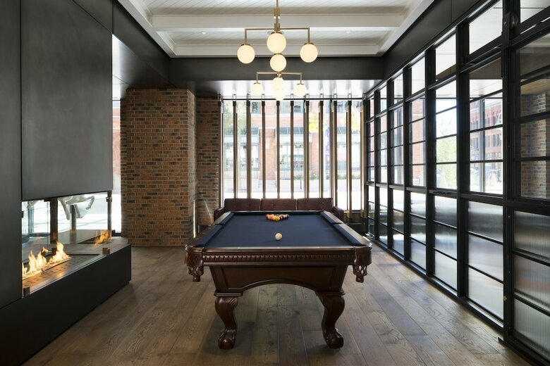 Kimpton Journeyman Hotel