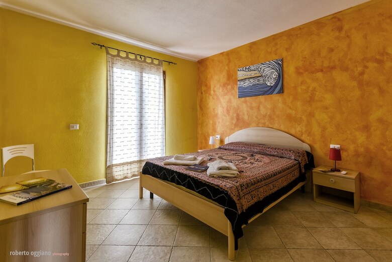 Residence L'isola Surf House