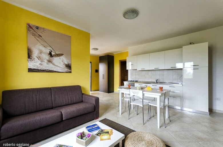 Residence L'isola Surf House