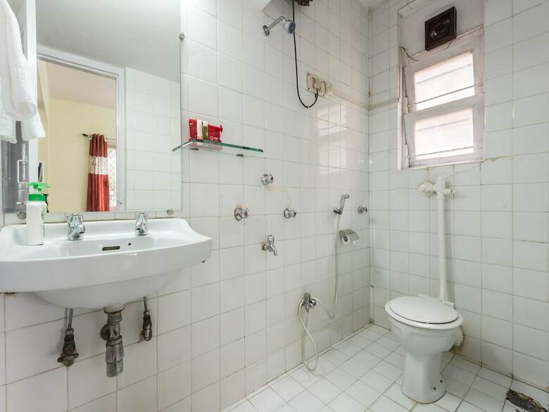 Hotel Oyo 1724 Shivam Apartment