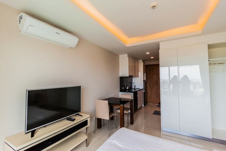 Hotel Water Park By Pattaya Sunny Rentals