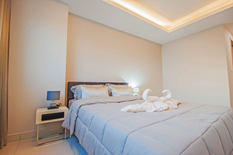 Hotel Water Park By Pattaya Sunny Rentals