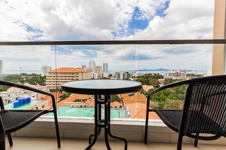 Hotel Water Park By Pattaya Sunny Rentals