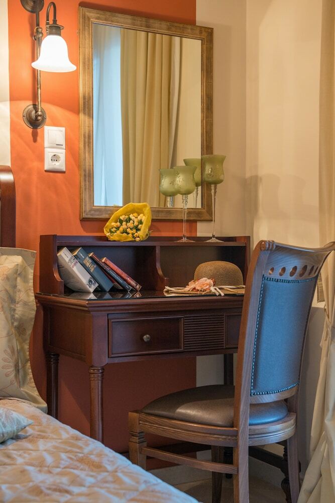 Enavlion Hotel Batagianni