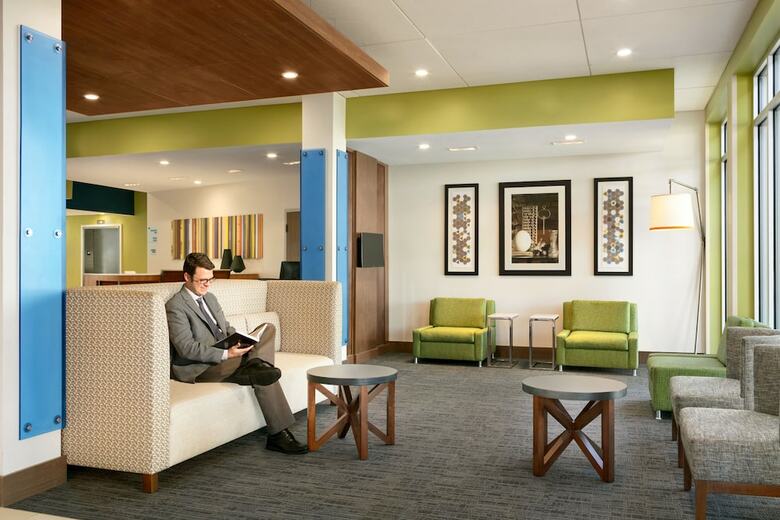 Hotel Holiday Inn Express & Suites Salisbury