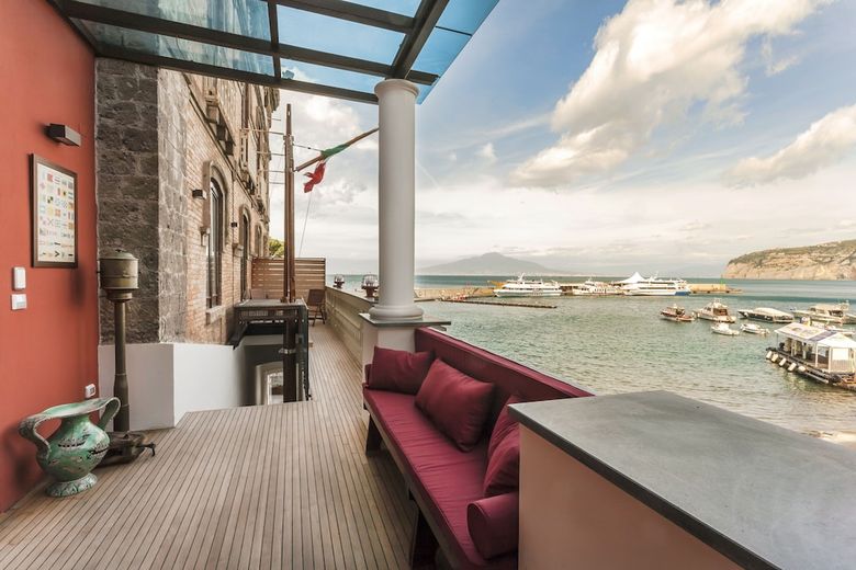 Bed & Breakfast Yacht Club Capo Cervo Suites