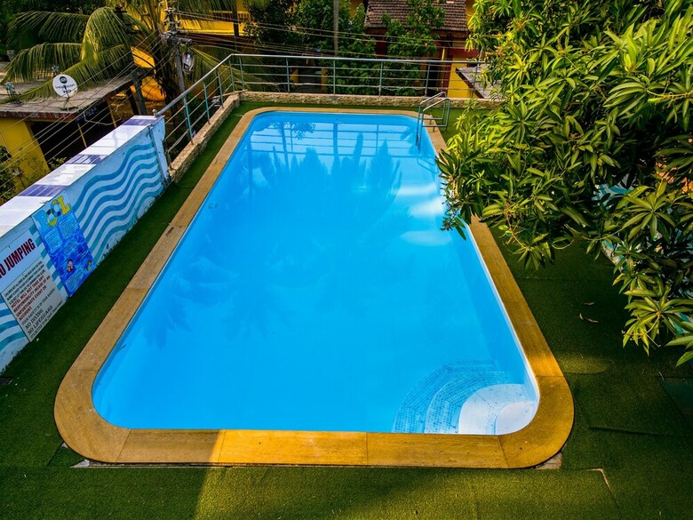 Oyo 2764 Hotel Manvins Inn