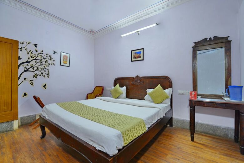 Oyo 2421 Hotel The Ishani