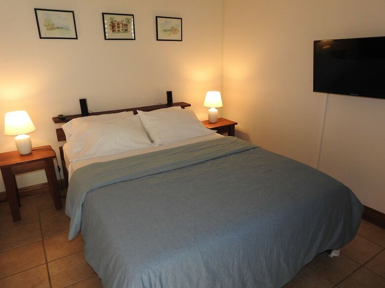 Hotel Playa Negra Guesthouse