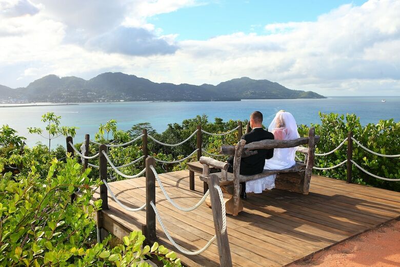 Hotel Cerf Island Resort