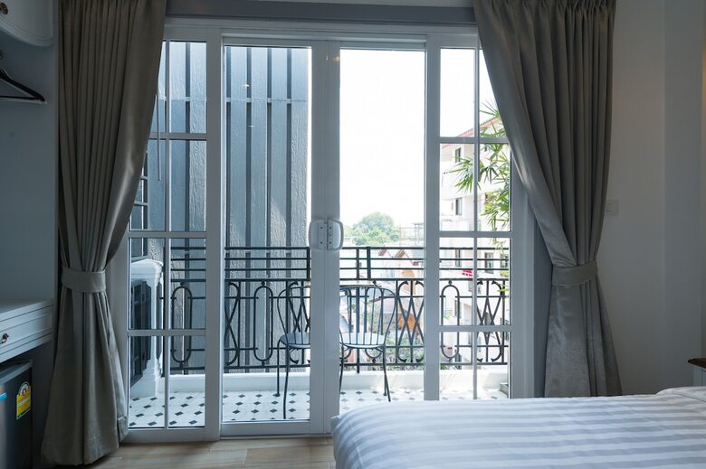 Hotel White Ivory Bed & Breakfast