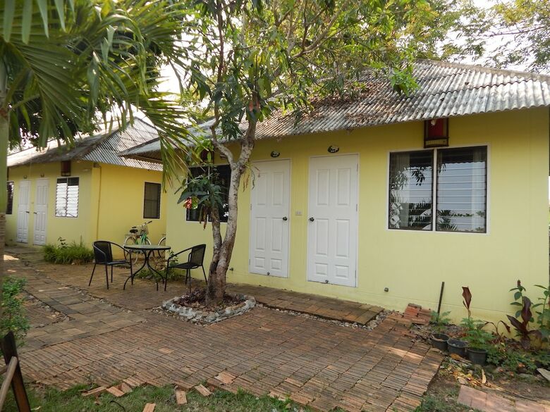 Hotel Him Naam Pai Resort