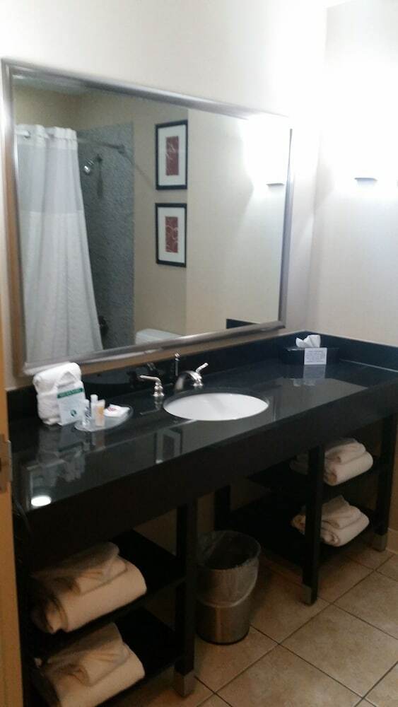 Hotel Comfort Suites Bentonville - Rogers