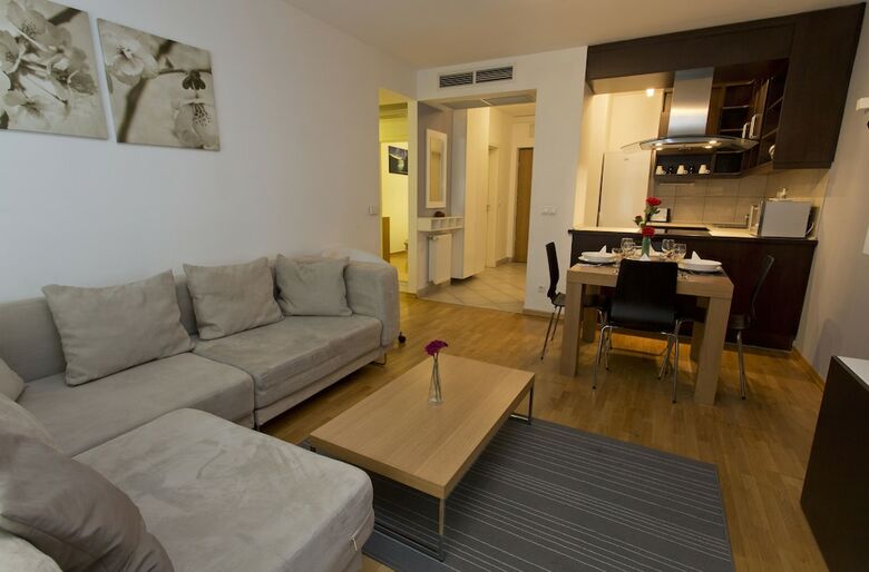 Aparthotel Madison Serviced Apartments