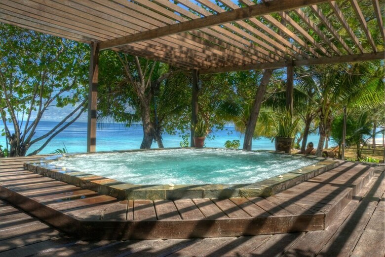 Hotel The Reef Dive Resort