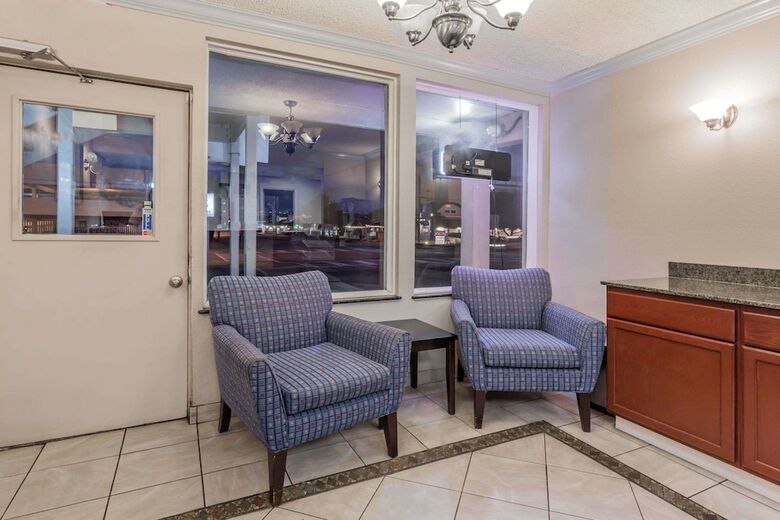 Hotel Knights Inn Virginia Beach On 29th St