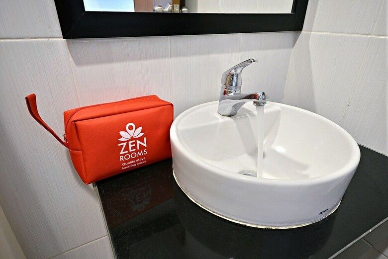 Hotel Zen Rooms Cipete Safin Inn