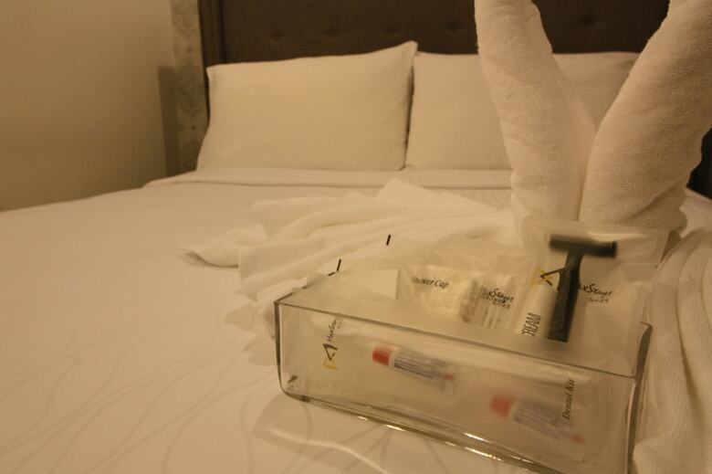 Maxstays - Max Style @ Fort Victoria