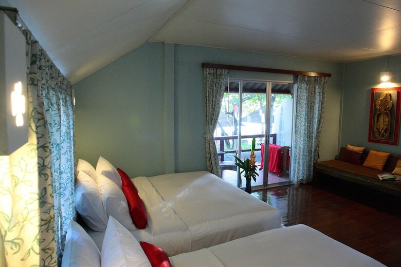 Hotel Villa Cha Cha Chaolao Beach Resort
