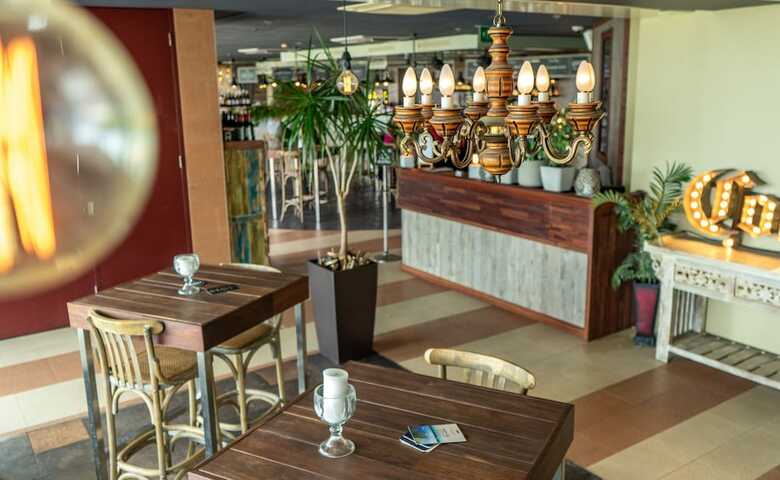 Aparthotel Mullaloo Beach Hotel & Apartments