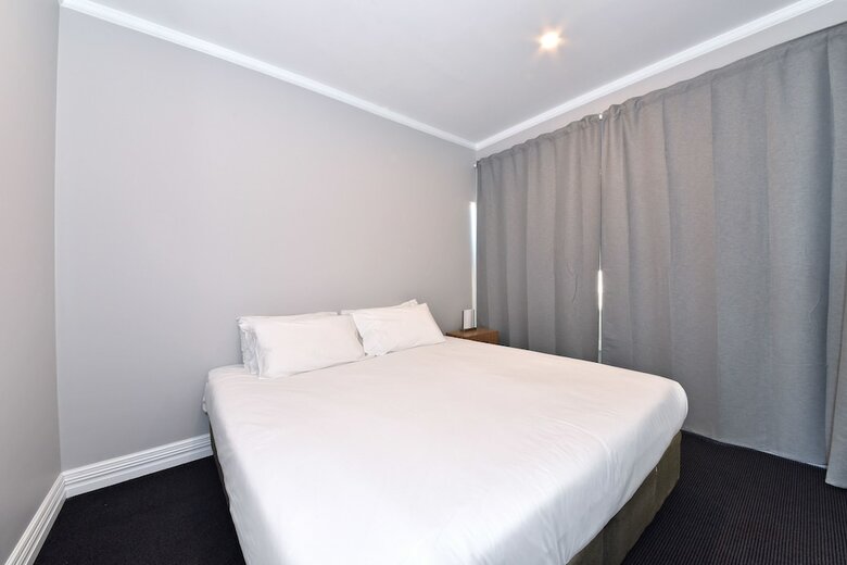 Aparthotel Mullaloo Beach Hotel & Apartments