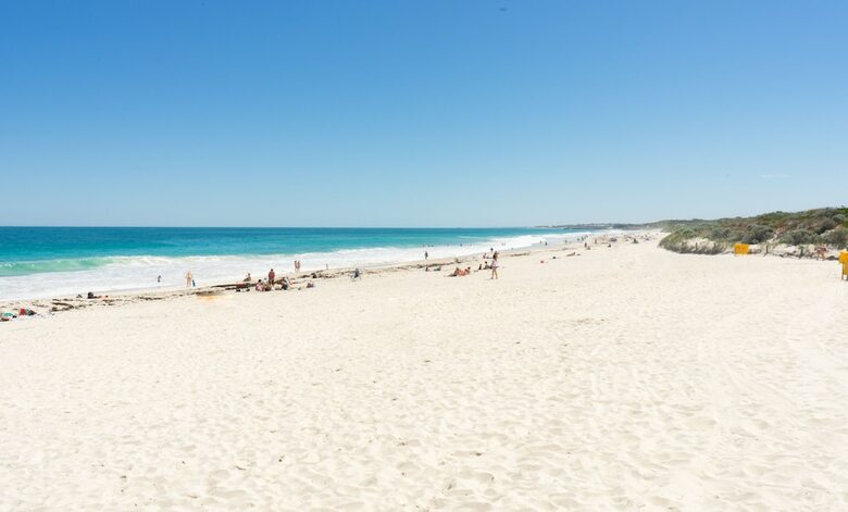 Aparthotel Mullaloo Beach Hotel & Apartments