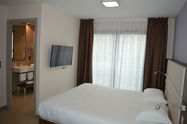 Hotel H�tel Port Toga