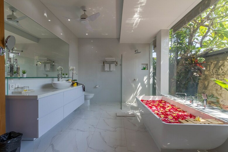 Lacasa Villa Legian