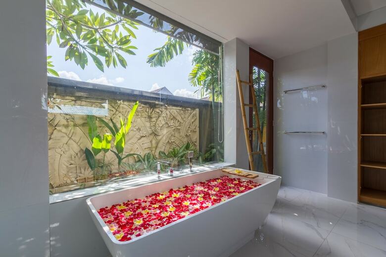 Lacasa Villa Legian